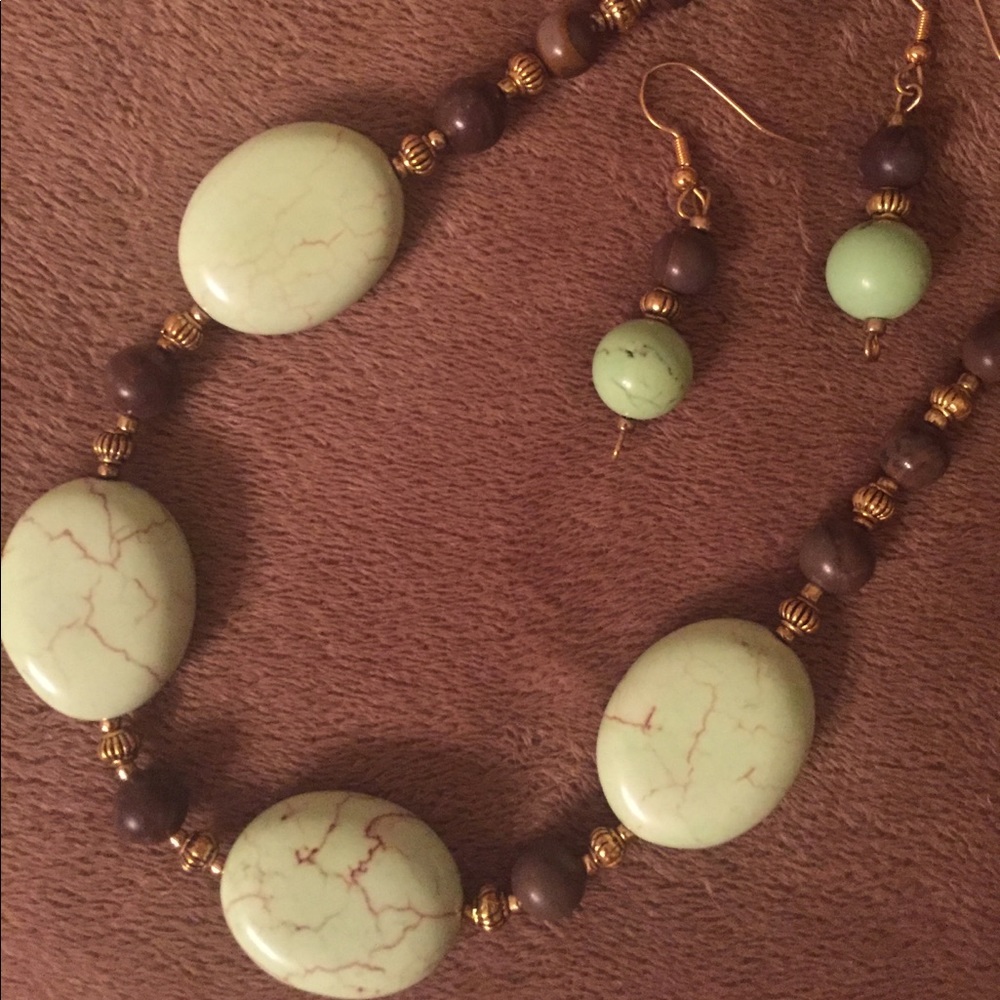 Turquoise necklace set